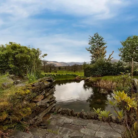 2 Bed In Keswick Lcc19 아파트