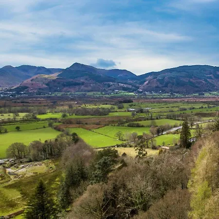2 Bed In Keswick Lcc19 Apartment Applethwaite