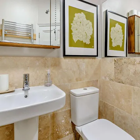 2 Bed In Keswick Lcc19 Apartment *