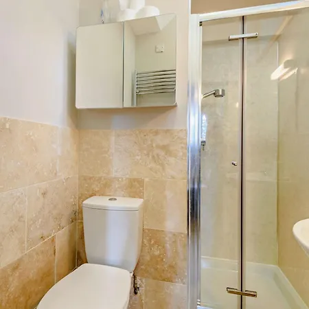 2 Bed In Keswick Lcc19 *